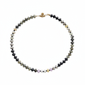 Collar blanco ámbar
