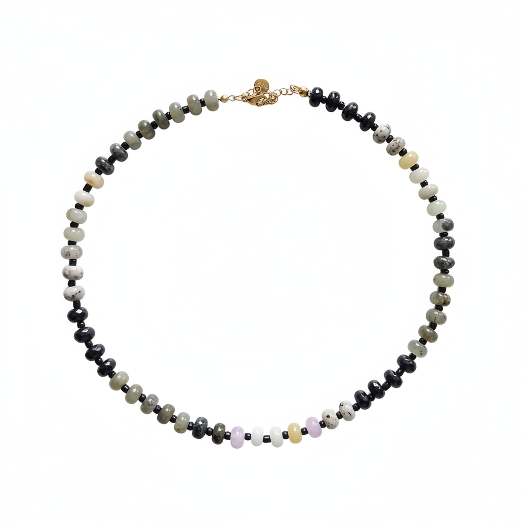 Collar blanco ámbar
