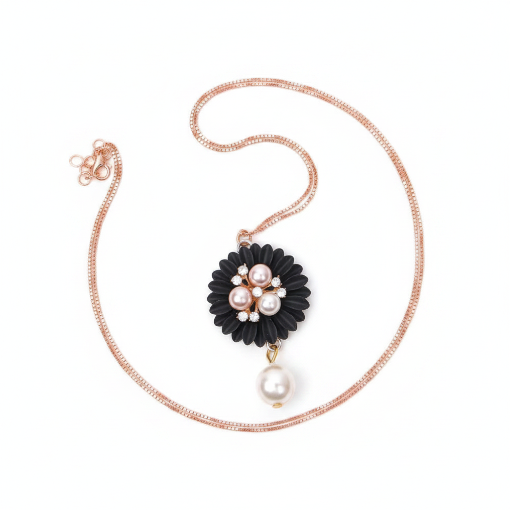 Collar Bloom - Flat Lay