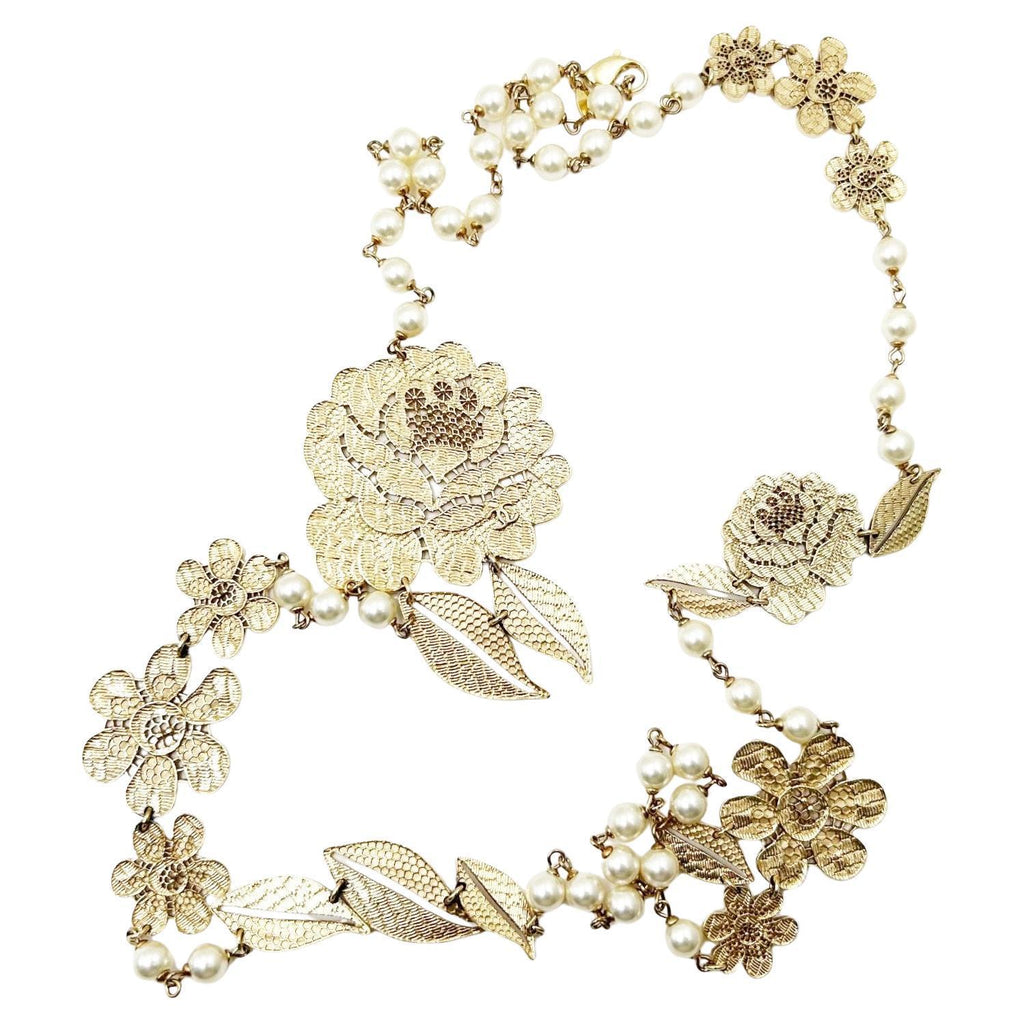 Collar Jardin Doré - filigrana dorada con flores y perlas