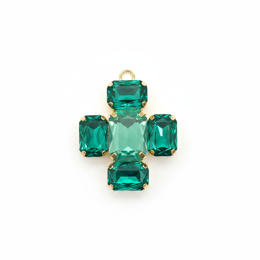 Charm Cruz Esmeralda Jade bañado en oro 18k